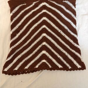 Princess Polly Brown and White Knit Fabric